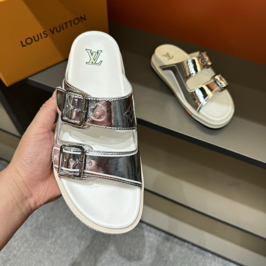 Louis Vuitton Slippers